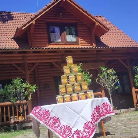 Dom Argyelus - Argyelus Haz - Fesztypark Hotel Martovce Exterior photo